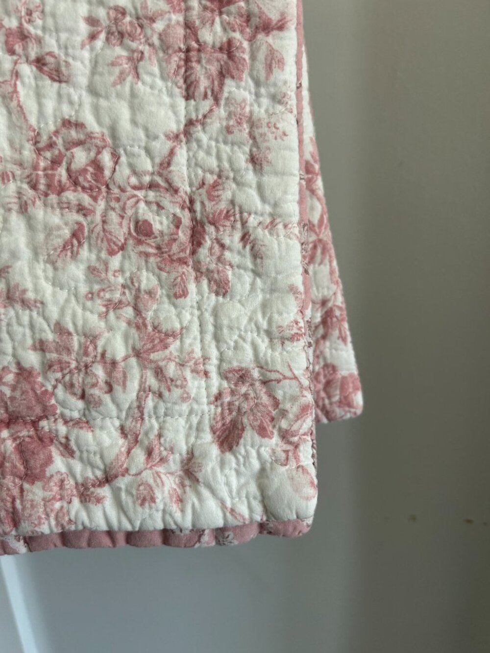 Laura Ashley Pink and White Floral Pillow Shams 100% Cotton - Picture 2 of 5